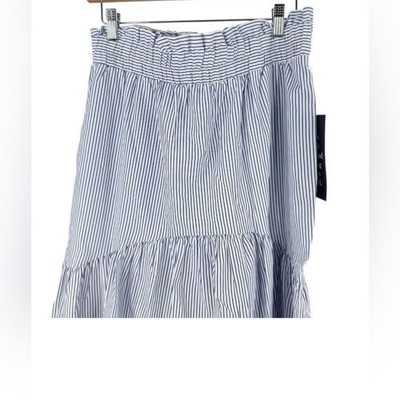 Tuckernuck Cinzia Blue Stripe Eyelet Skirt Size M NWT Cotton Blend Midi Boho - Picture 8 of 13
